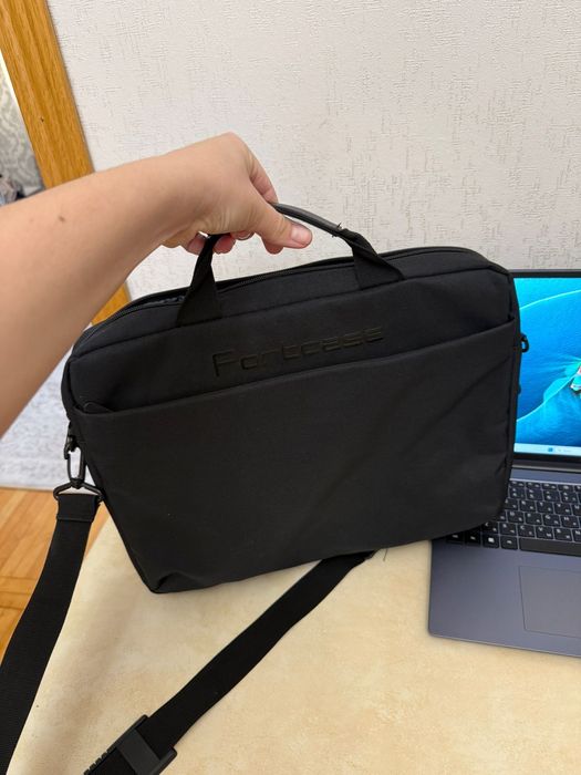 Продам ноутбук с сумкой