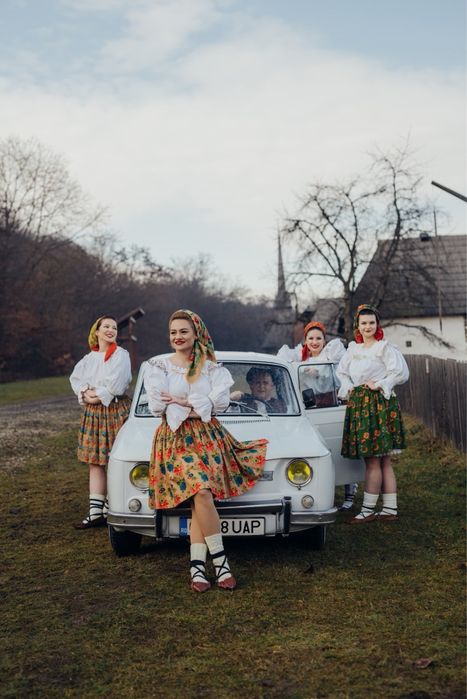 Închiriere mașini de epocă și clasice pentru evenimente