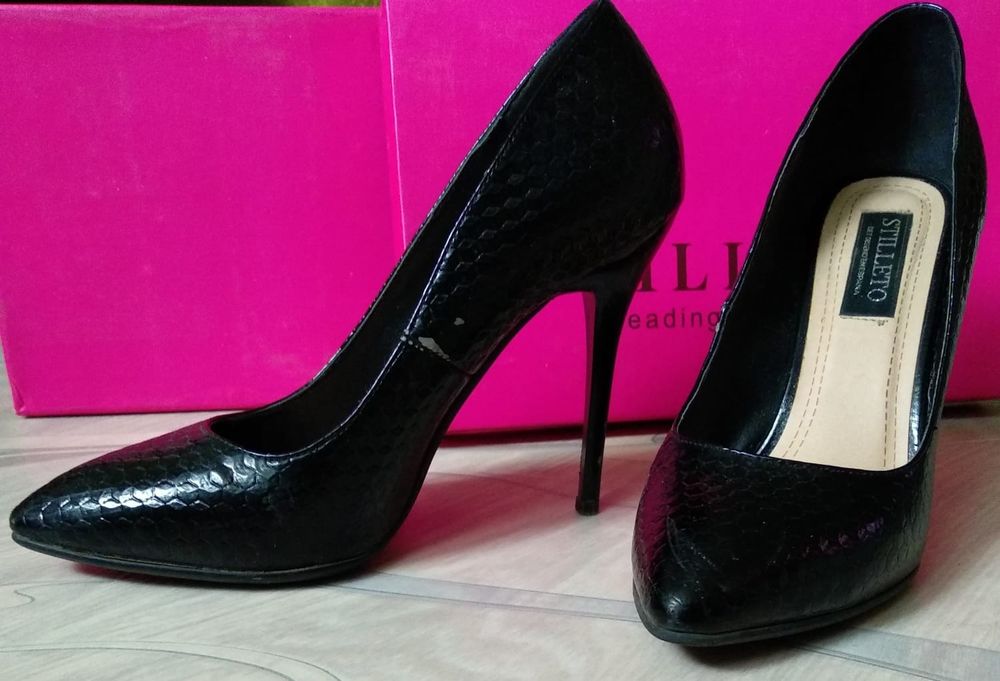 Продам туфли женские