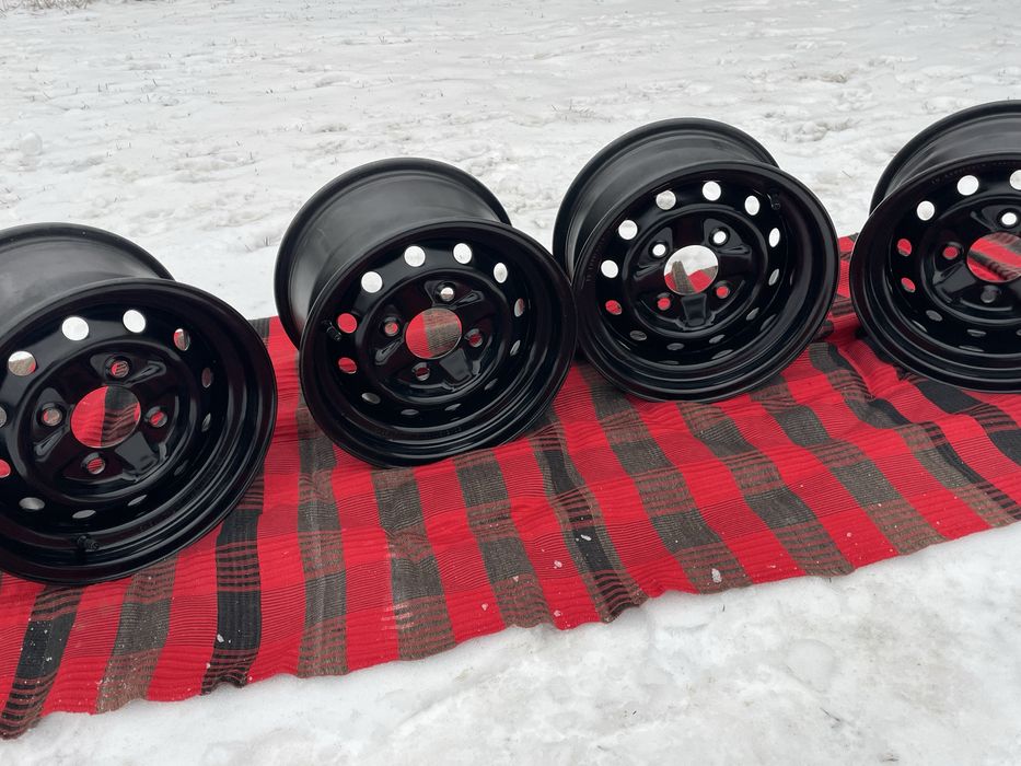 Vând jante tablă cf moto