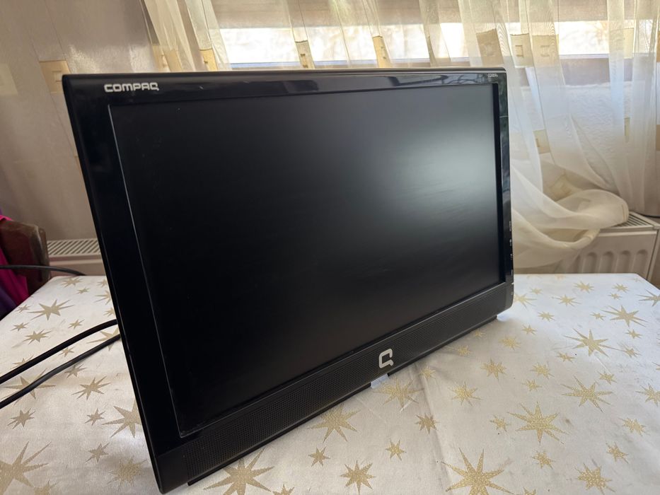 Монитор HP Compaq