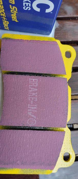 Продавам EBC Yellowstuff 4000 Series предни накладки DP41210R