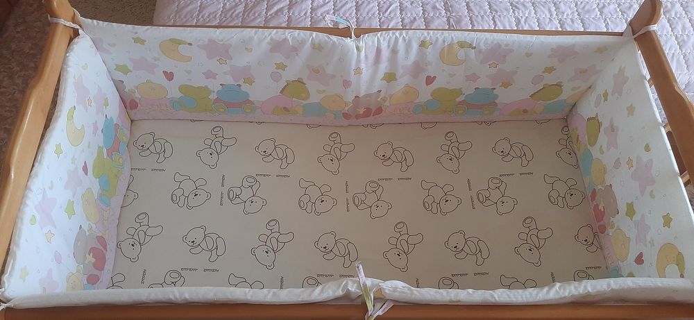 Детская кроватка