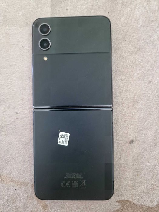 Samsung galaxy z flip 3,4 за части