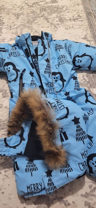 Комбинезон для малышей в отличном состояний