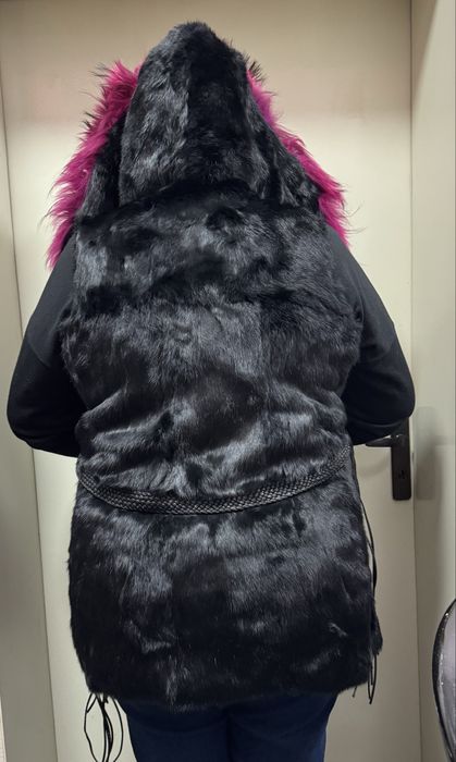 Елек от черен заек и лисица