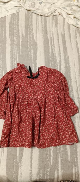 Продам детские платья