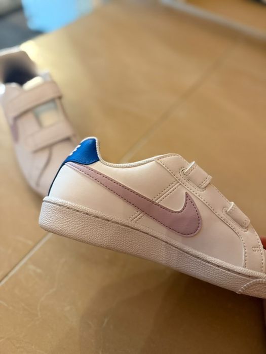 Nike Court Legacy 35-ти номер