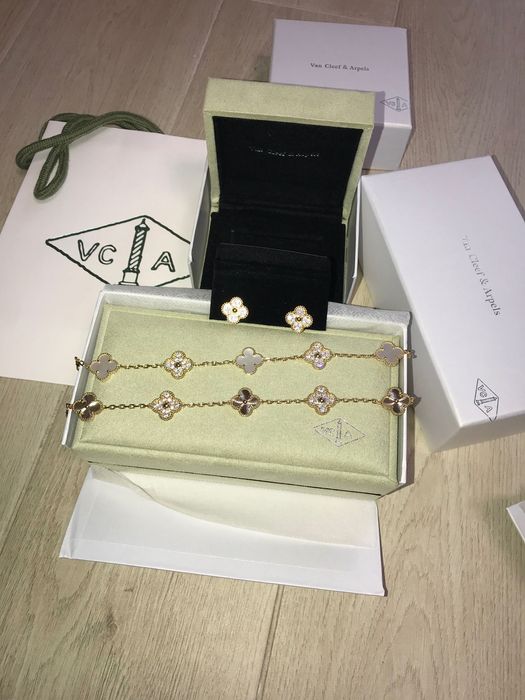 Van cleef гривни , обеци , колие