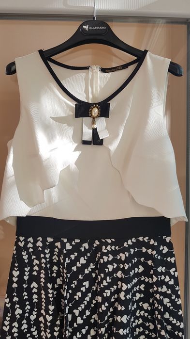 Елегантна дамска рокля