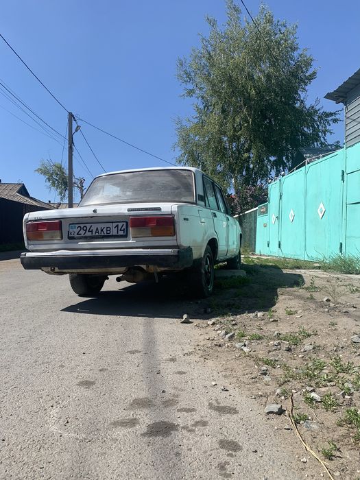 Продам срочно ваз 2107
