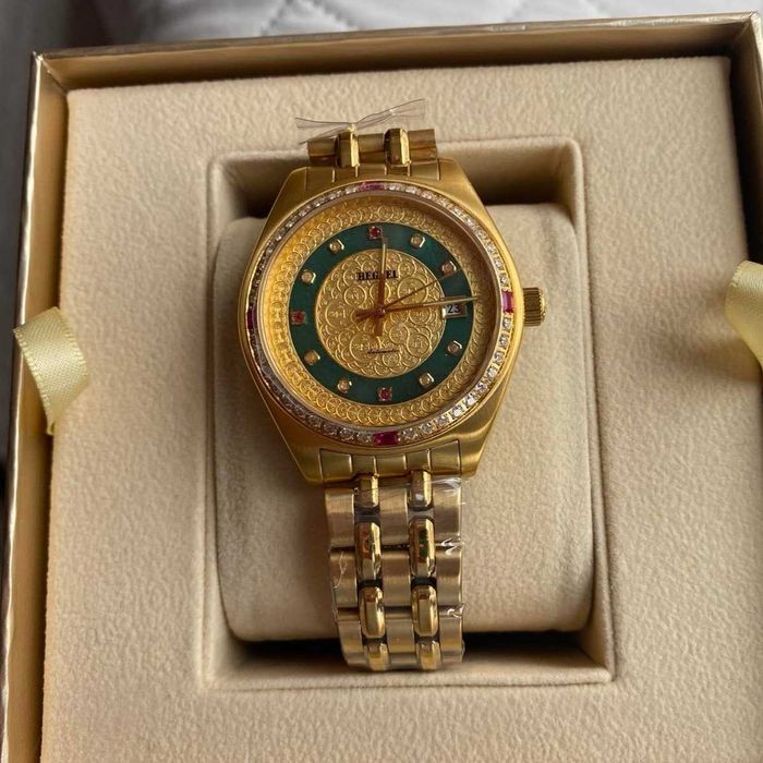 Чисто нов луксозен мъжки часовник