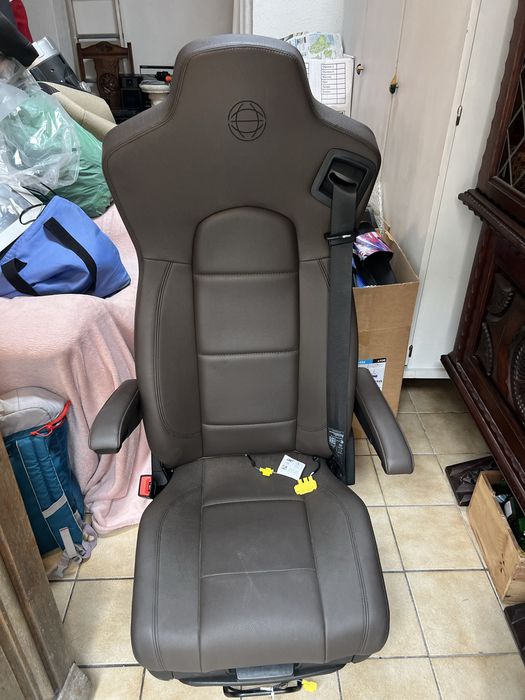 Scaun autorulota , scaun duba