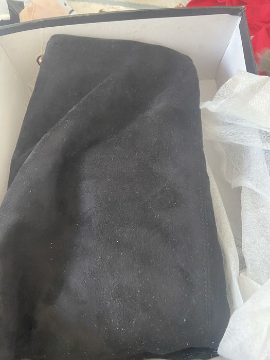 отдам даром обувь