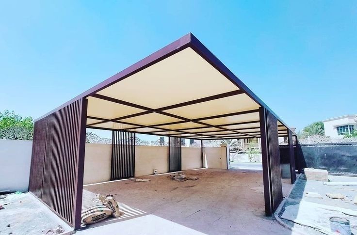 Навесы металлические.