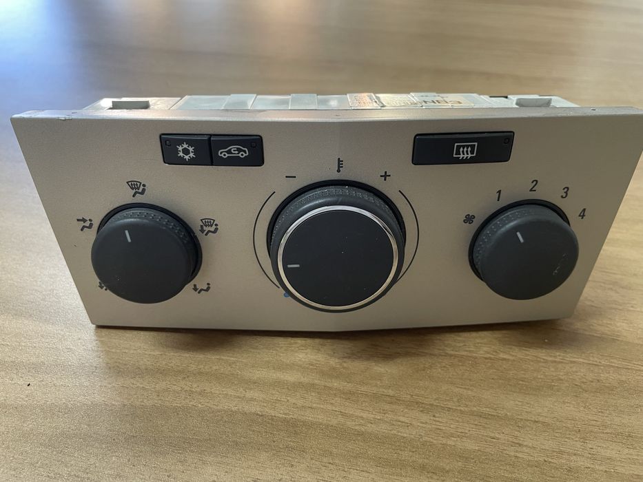 Управление климатик за Opel Astra H, Zafira B