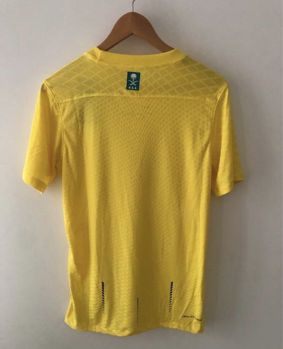 Футболна тениска „Л”