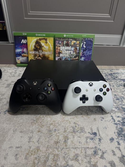 Xbox One X.