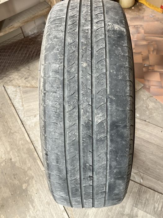 Продам комплект летных резин