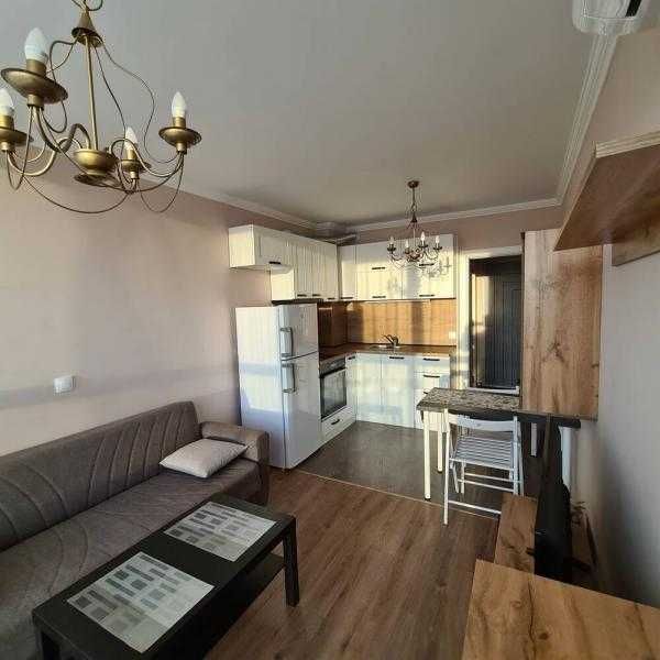 Дава се под наем Двустаен апартамент в Бургас, Зорница - 55 кв.м за 561 € - Снимка #1