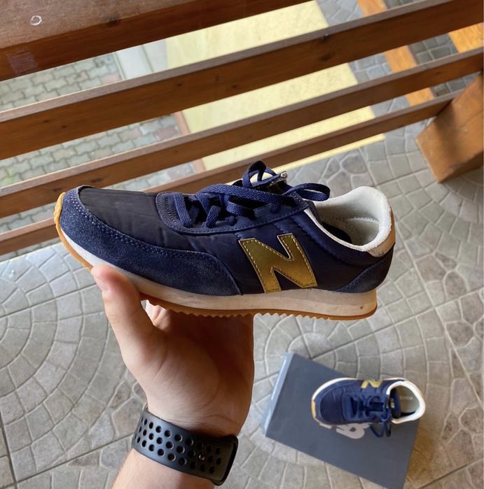 Vand New Balance 720 90 lei