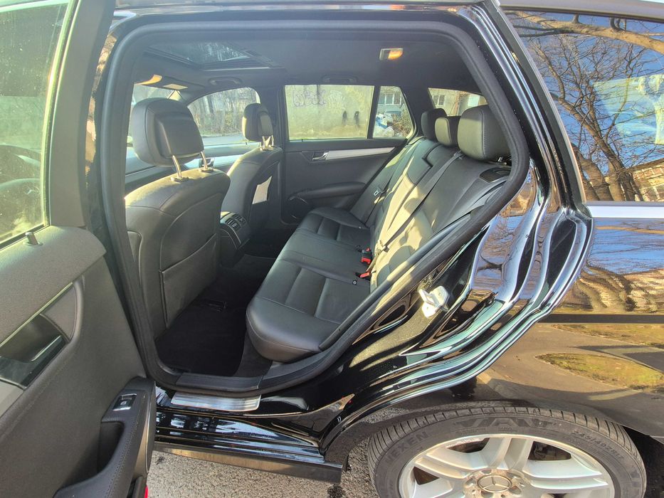 Mercedec c-class pachet amg