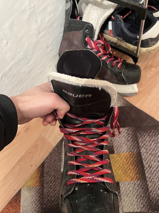 Коньки сатылады 23000