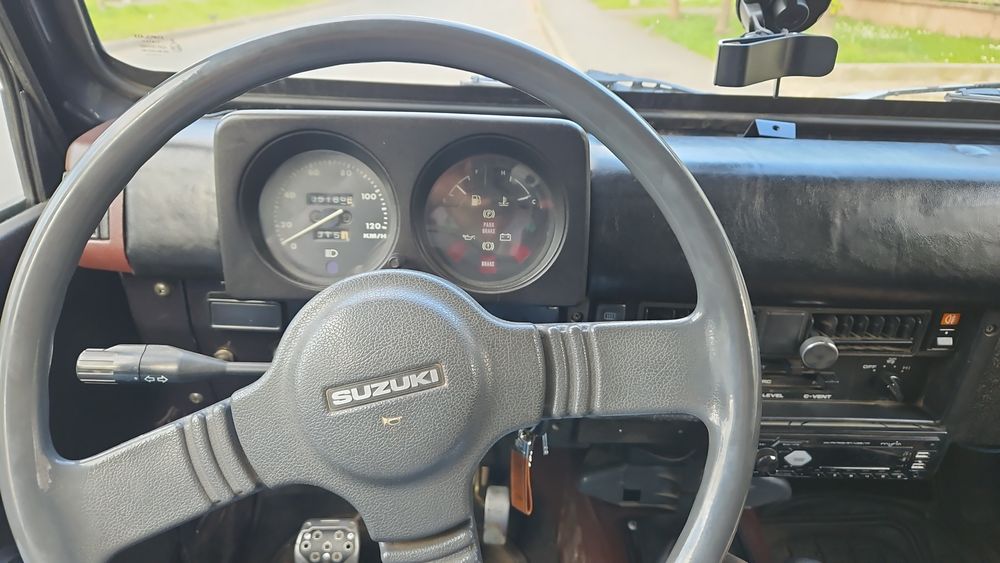 Suzuki Samurai SJ410