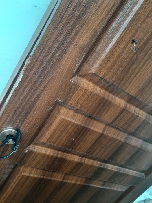 Есиктер б/у.жагдайы жаксы