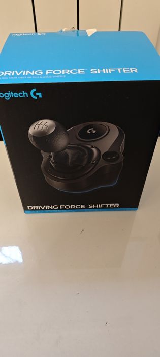 Scaun Gaming  Playseat Evolution + Volan Logitech 923