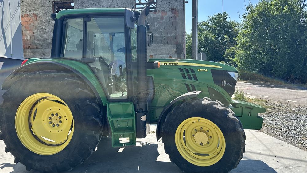 John deere 6115m