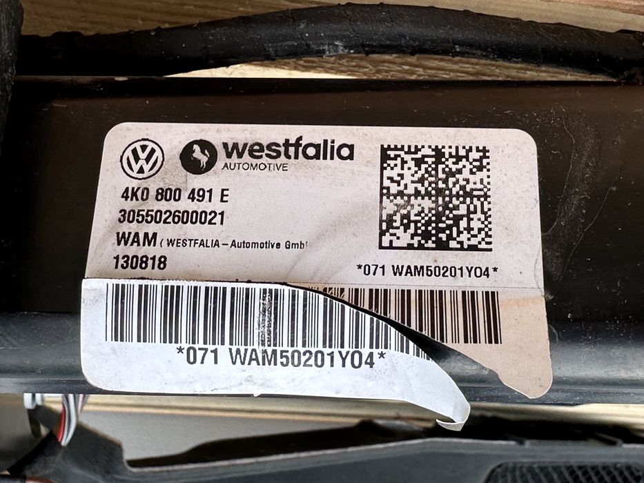 Теглич комплект AUDI A6 C8 / A7 C8 Електрически  4K0800491E