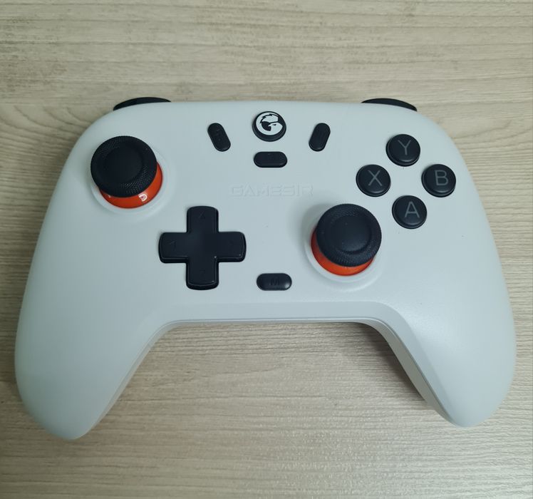 Gamesir Nova Lite геймпад с ресивером