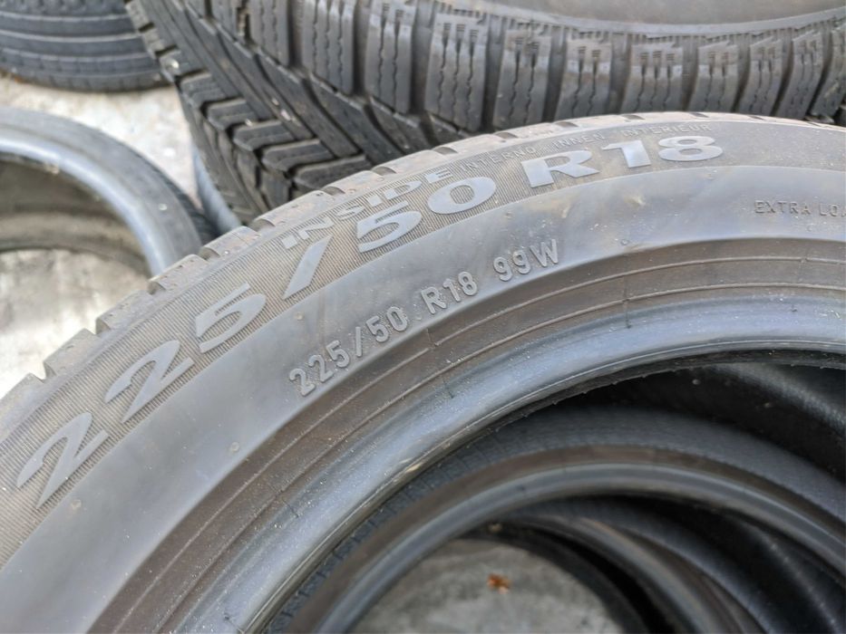 2бр Летни гуми 225 50 18 - Pirelli -