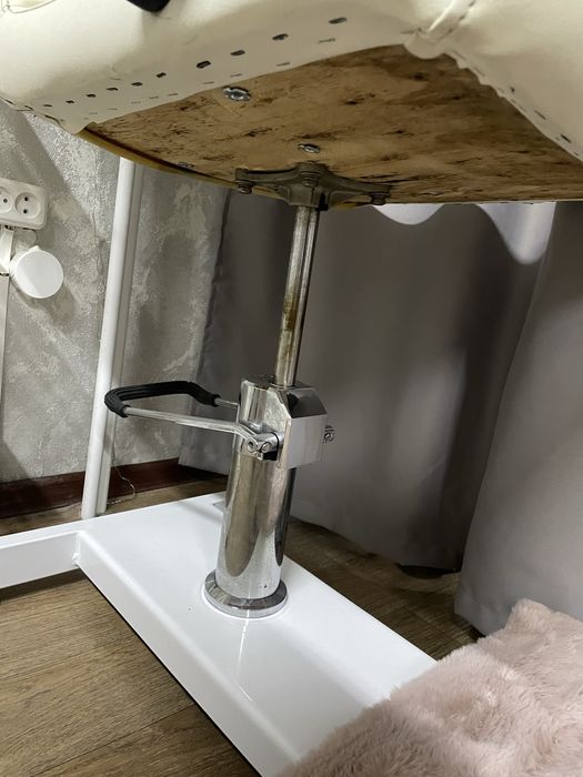 Продам педикюрное кресло