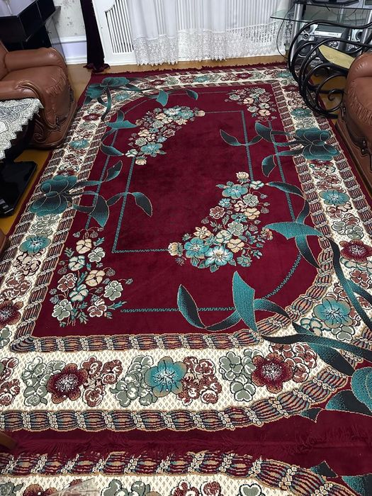 Ковры,зановески,тюль