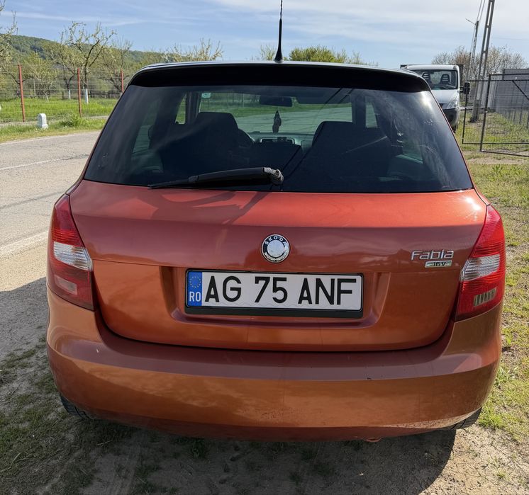 Vand skoda fabia 1.4 benzina proprietar in carte