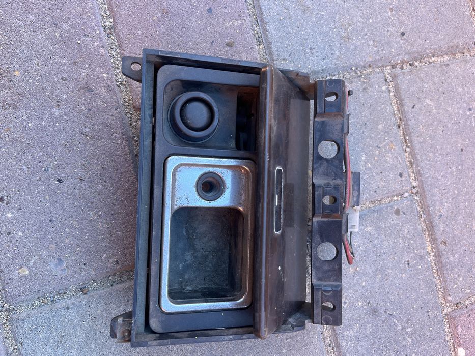 Запчасти на BMW E38