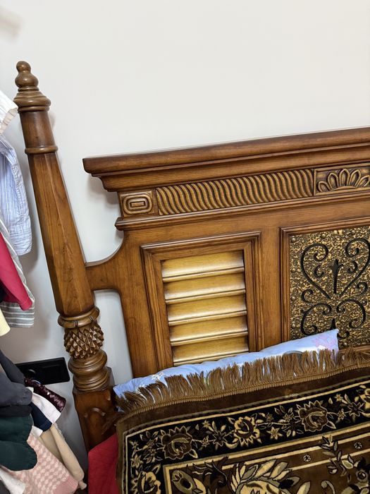 Кровать срочно продаю