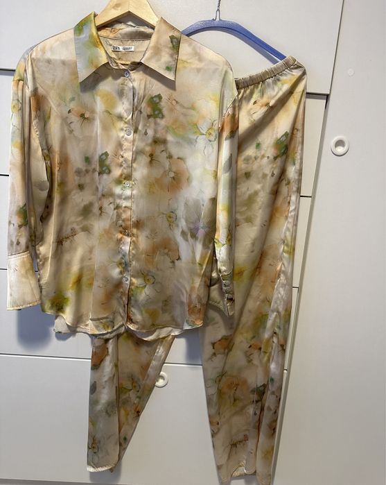 Costum/compleu Zara ZW collection, M