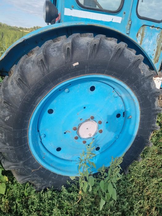 Продам трактор т40