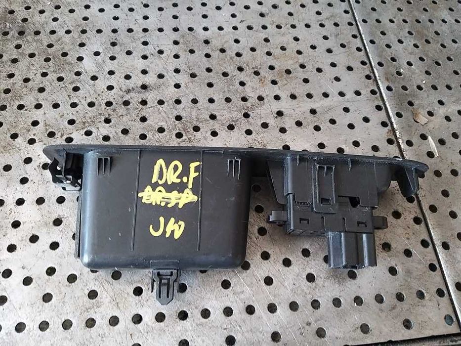 Buton geam electric dreapta fata nissan qashqai j10 25411br00a