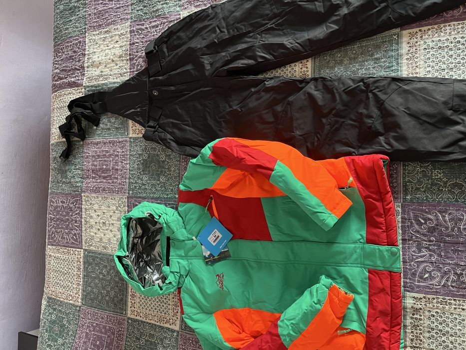 Горнолыжный костюм