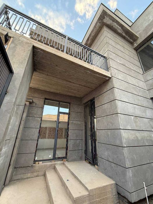 Mehnat Uchaska 1.25 sotok 6 xona