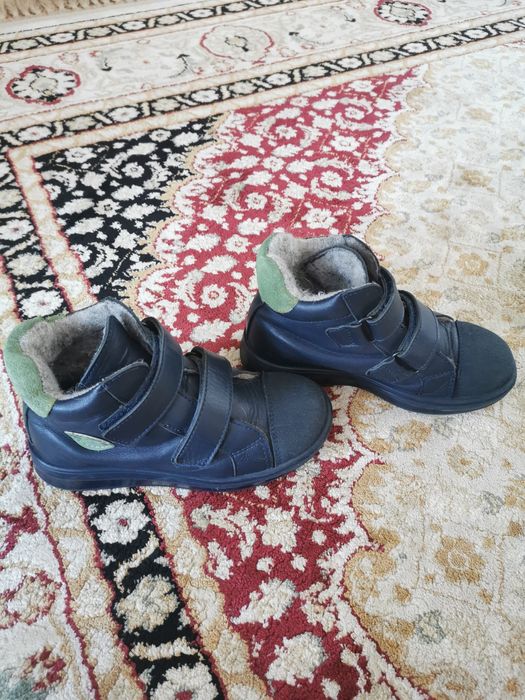 Продам обувь на мальчика