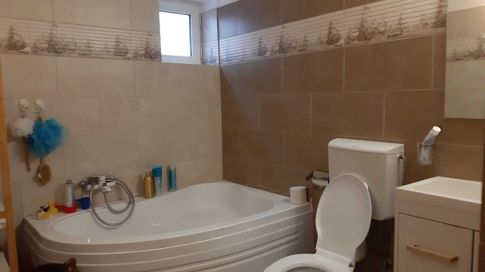 CASA PARTER SI ETAJ ultracentral - central, zona Piata Mica - Primarie
