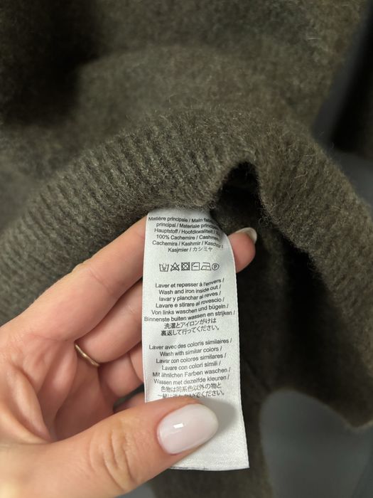 Bluza superba - 100% casmir - noua - impecabila - marimea S/36