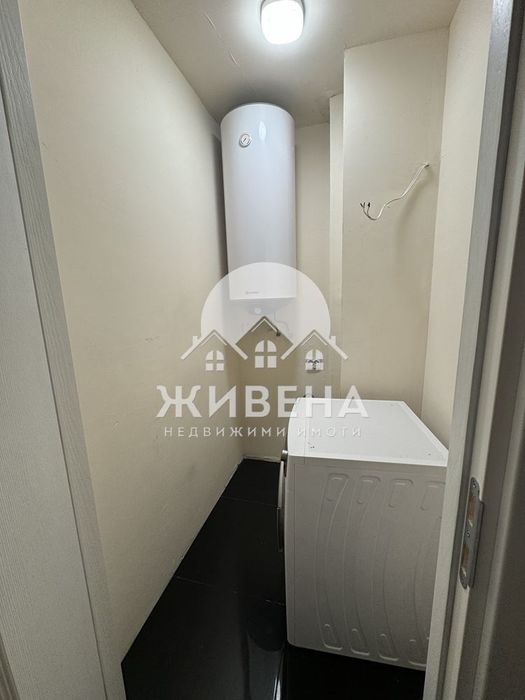 Дава се под наем Четиристаен апартамент в Варна, Колхозен пазар - 150 кв.м за 997.05 € - Снимка #10