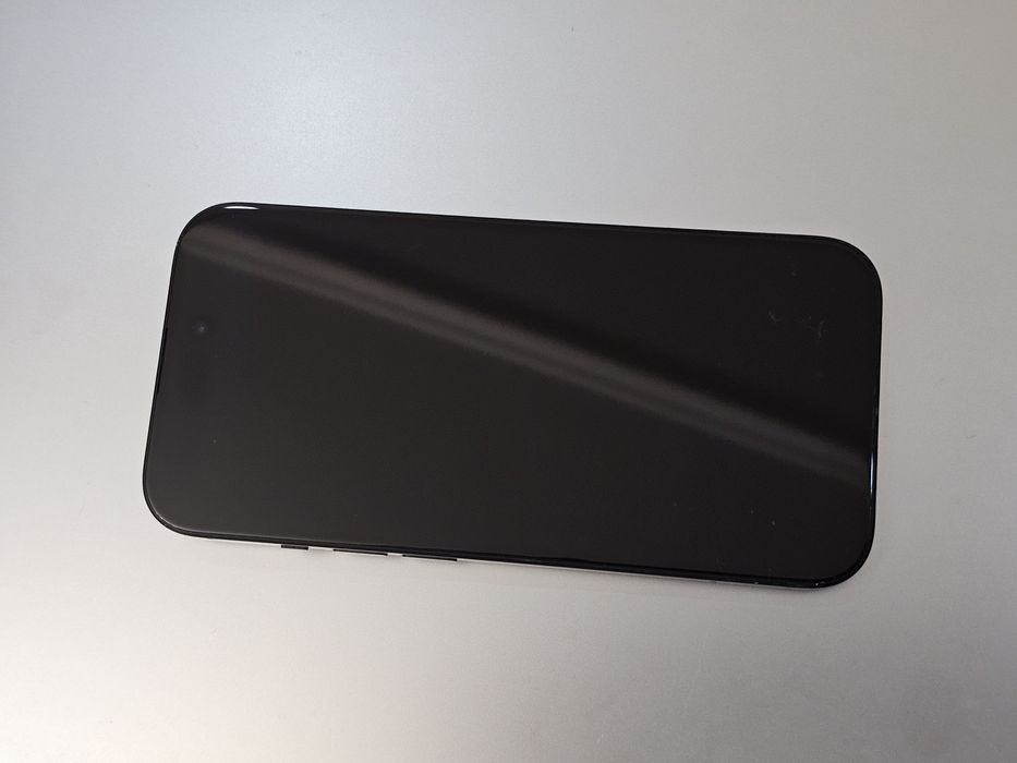 Iphone 15 черный 128gb АКБ 89%