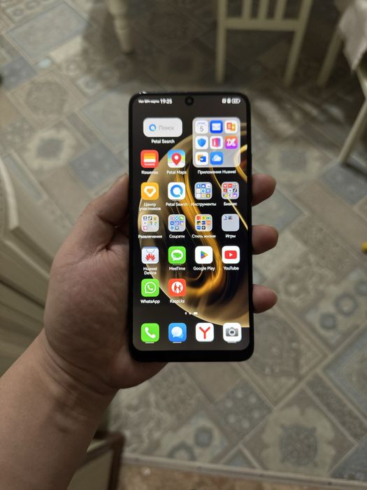 Huawei nova 12i 8/128 в идеале